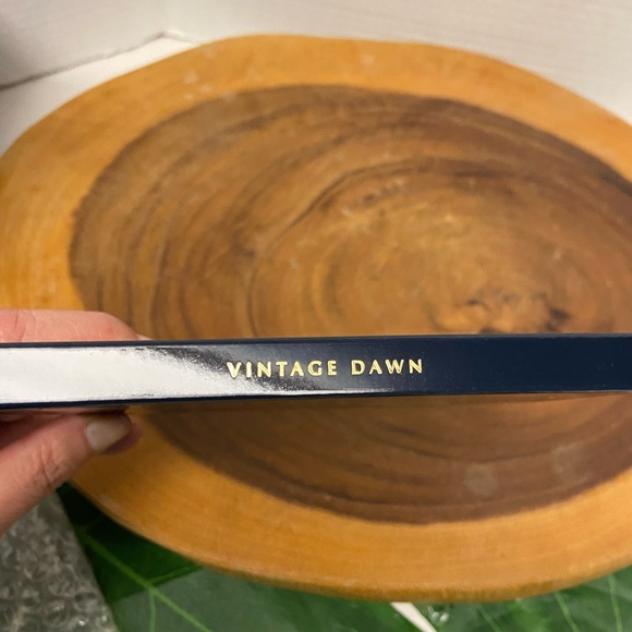 Ace BEAUTE Vintage Dawn Eyeshadow Palette NWT - Picture 6 of 7